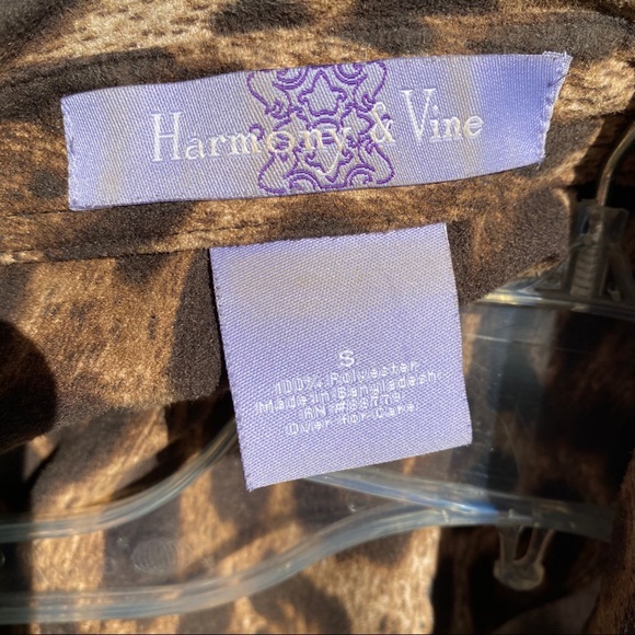 Harmony & Vine Long Sleeve Leopard Print A172 - Picture 4 of 6